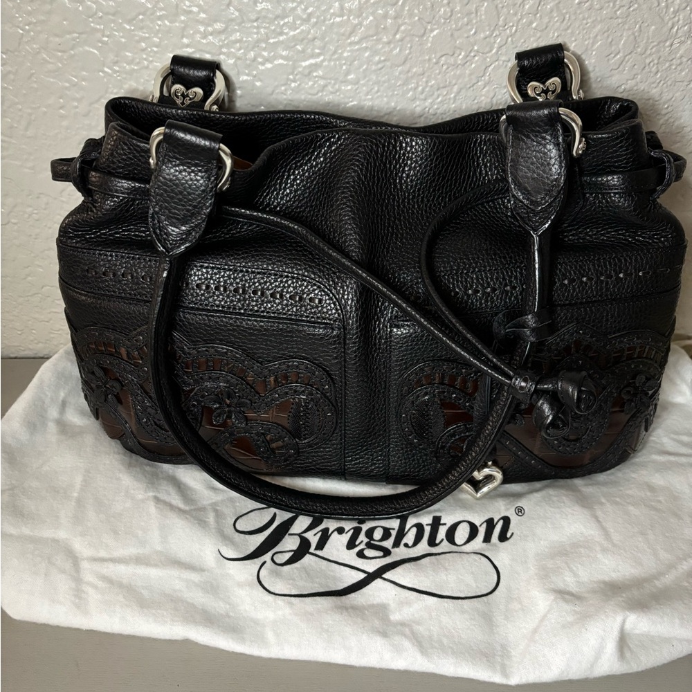 BRIGHTON LOLITA~MASTERPIECE COL BLACK W/ BROWN ACCENTS PURSE SHOULDER BAG